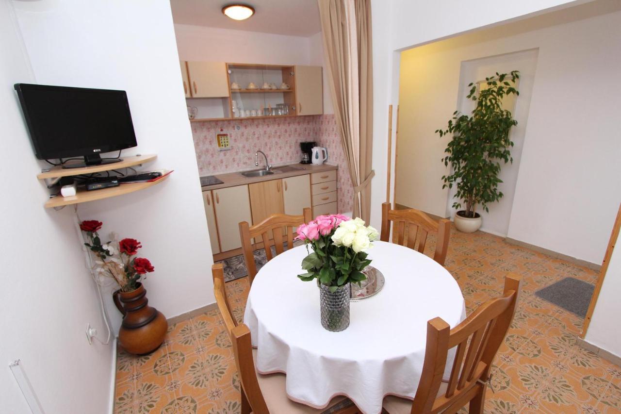 Apartments San Francesco روفينج الغرفة الصورة