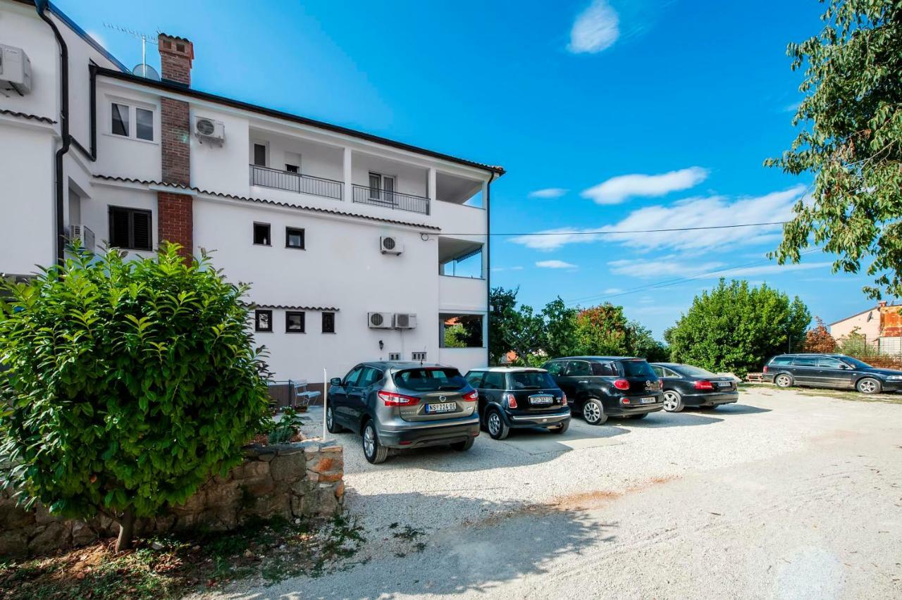 Apartments San Francesco روفينج المظهر الخارجي الصورة